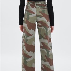 Zara Pants - Zara call cargos Zara Pants - Zara call cargos